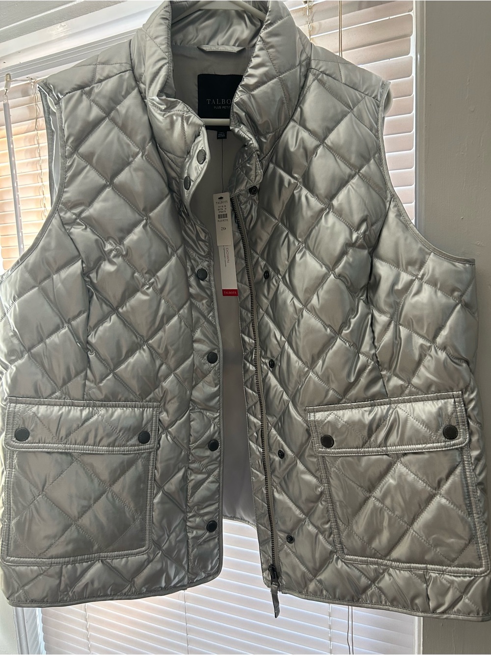 NWT Talbots Quilted Down Puffer Vest - 2XLP (XXL plus petite) in silver metallic - Picture 4 of 6